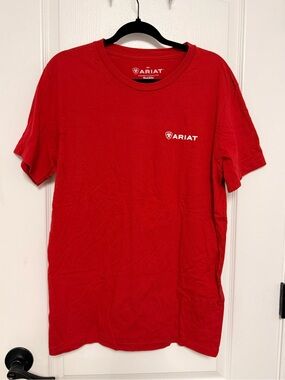 Ariat Red Short Sleeve Crewneck Logo Tee